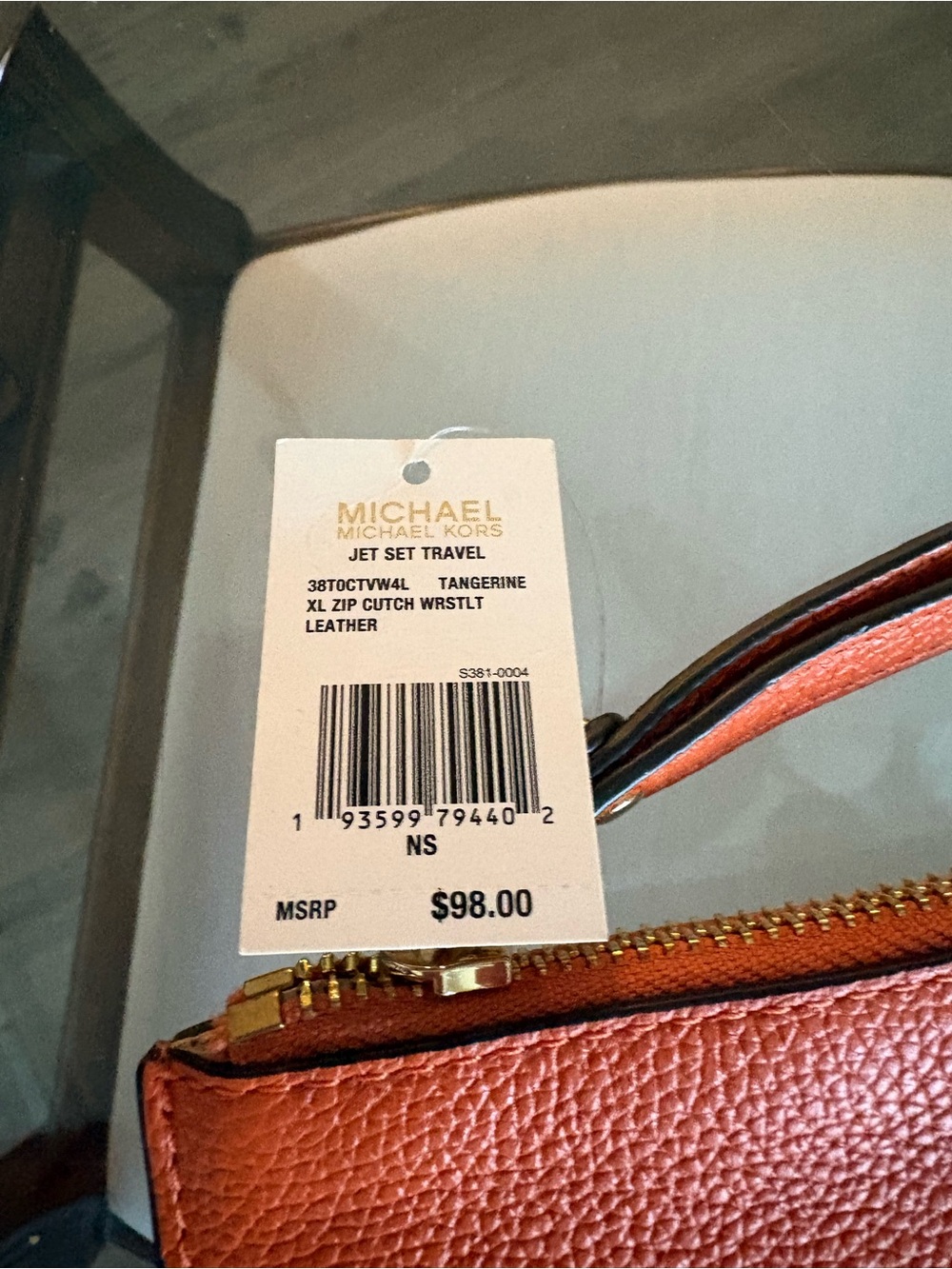 🧡🧡MICHAEL KORS JET SET XL ZIP CLUTCH LEATHER TANGERINE WRISTLET!🧡🧡 - Picture 8 of 9